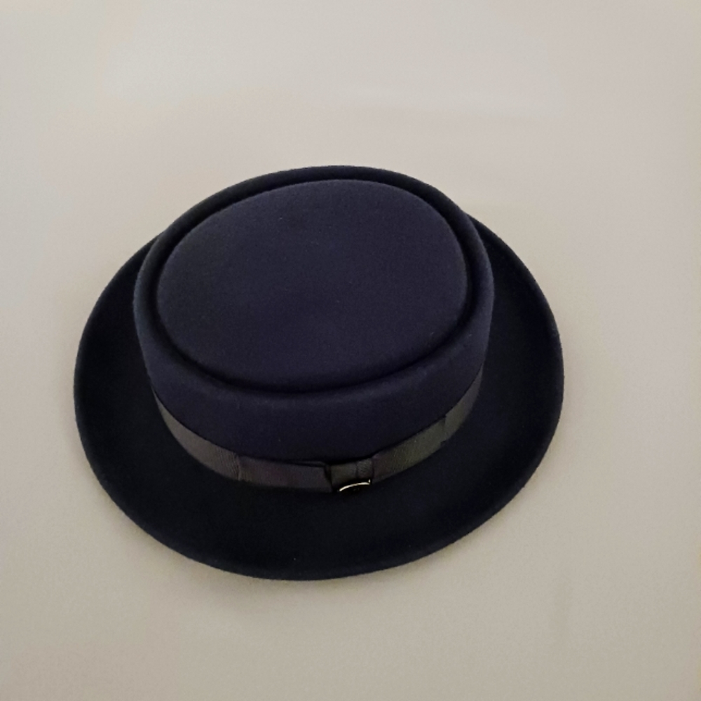 Bently Headware